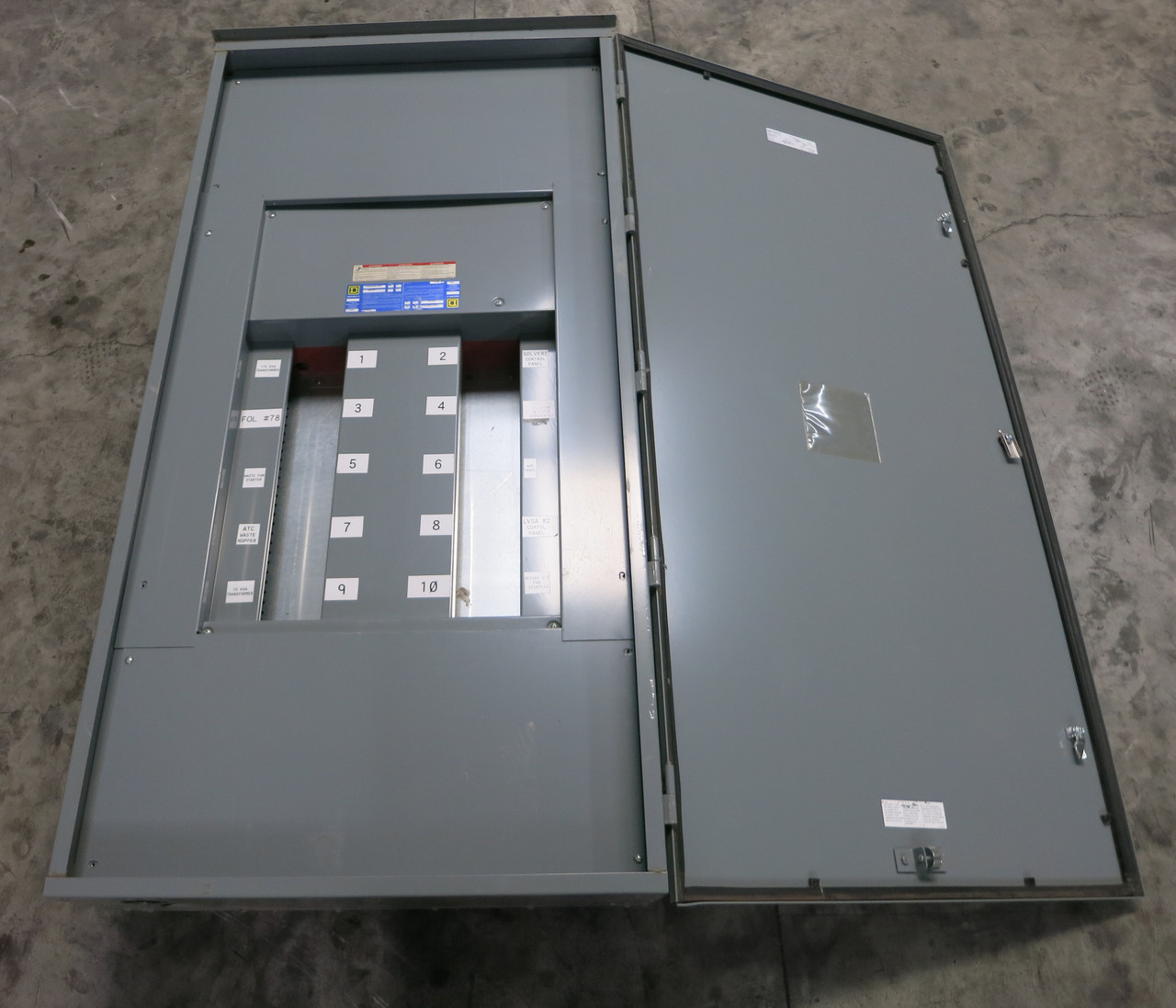 Square D 800A I-Line Panel Board 600V 3PH 3W Main Lugs 800 Amp MLO
